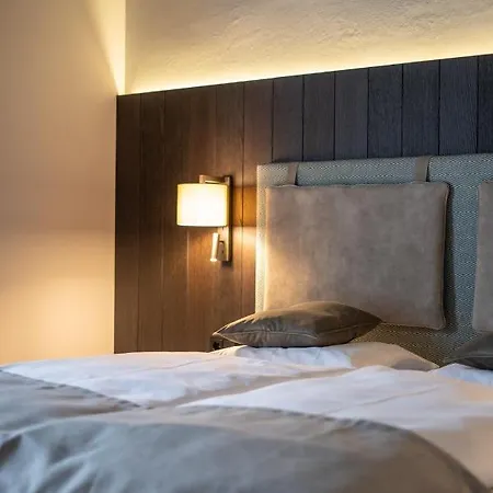 Design Chalet Kauz Xl Mit Platz Fur 14 Personen Iii
